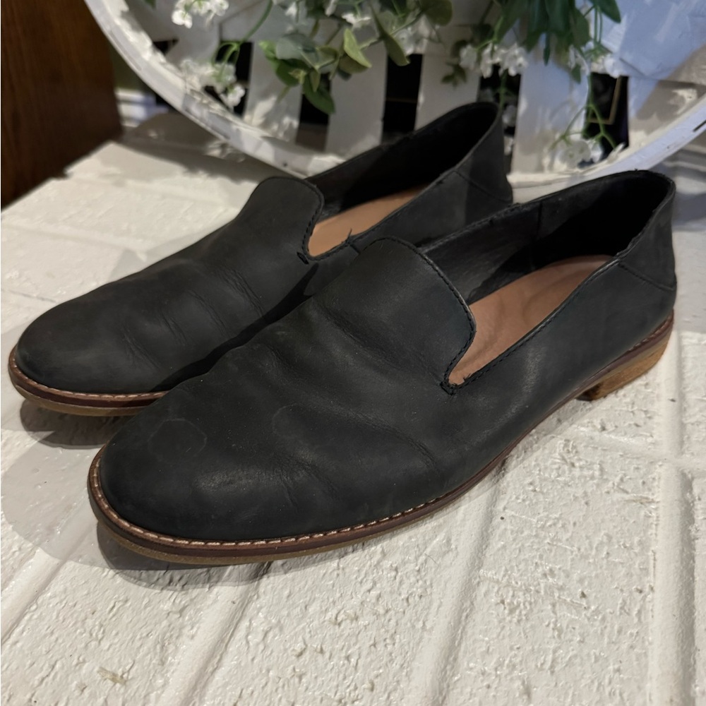 Sperry black leather loafers